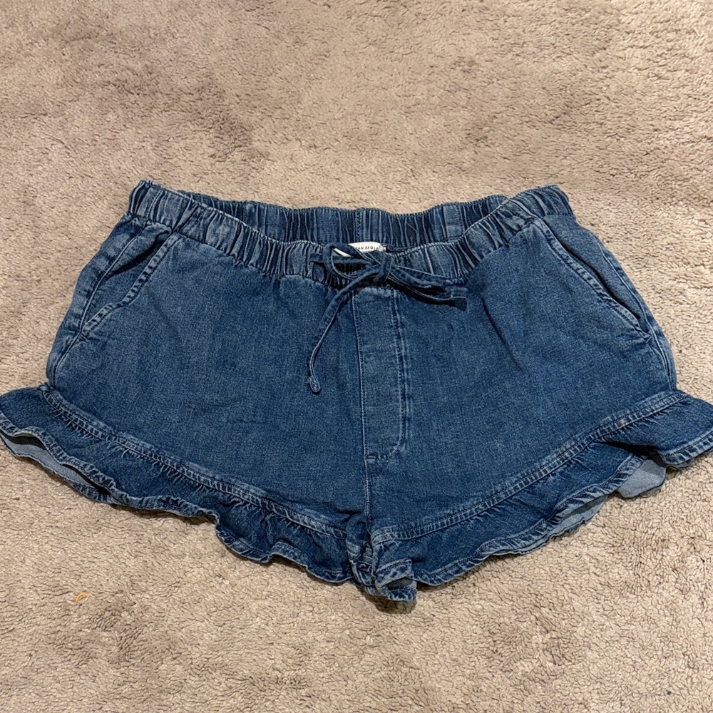 Denim Ruffle Hem Women Shorts - American Eagle